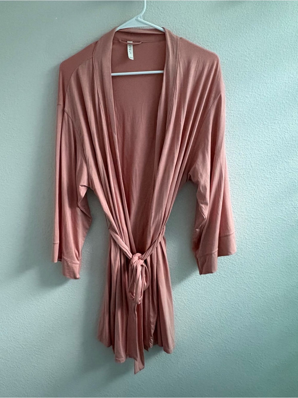 Lively Lightweight Pink Robe - Picture 1 of 3